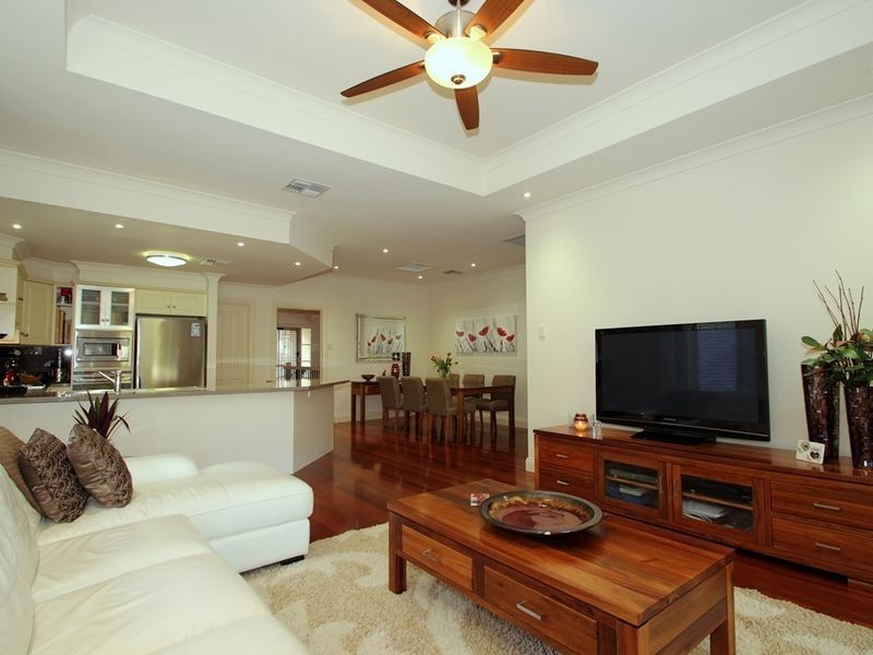 7 Satsuma Cres, Golden Grove SA 5125