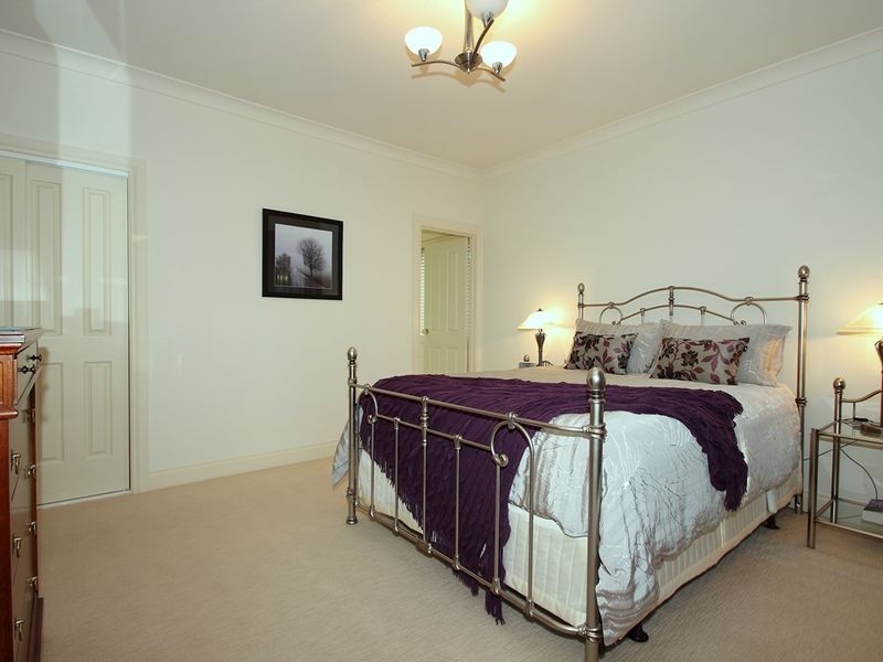 7 Satsuma Cres, Golden Grove SA 5125