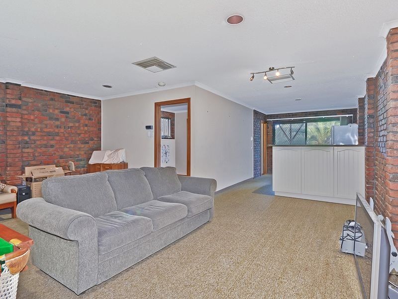 11 Seville Ave, Gulfview Heights SA 5096