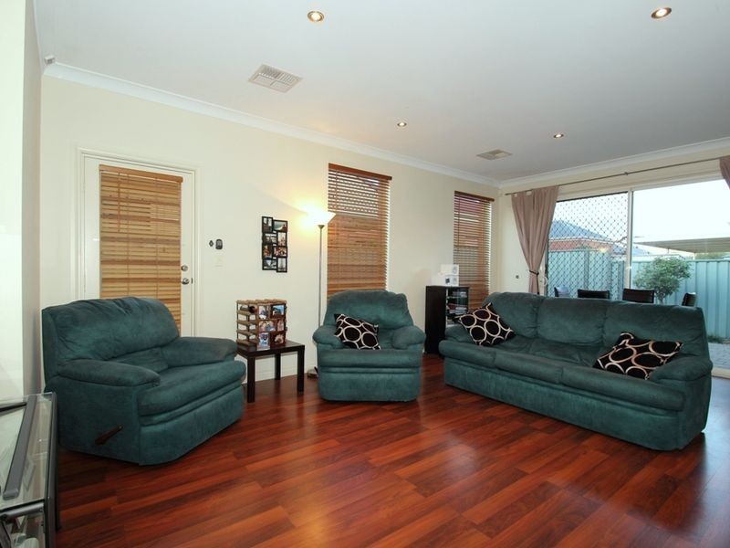 23 Newland Way, Mawson Lakes SA 5095