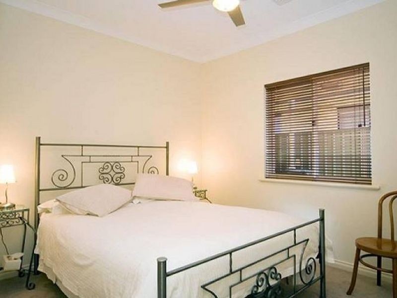 23 Newland Way, Mawson Lakes SA 5095