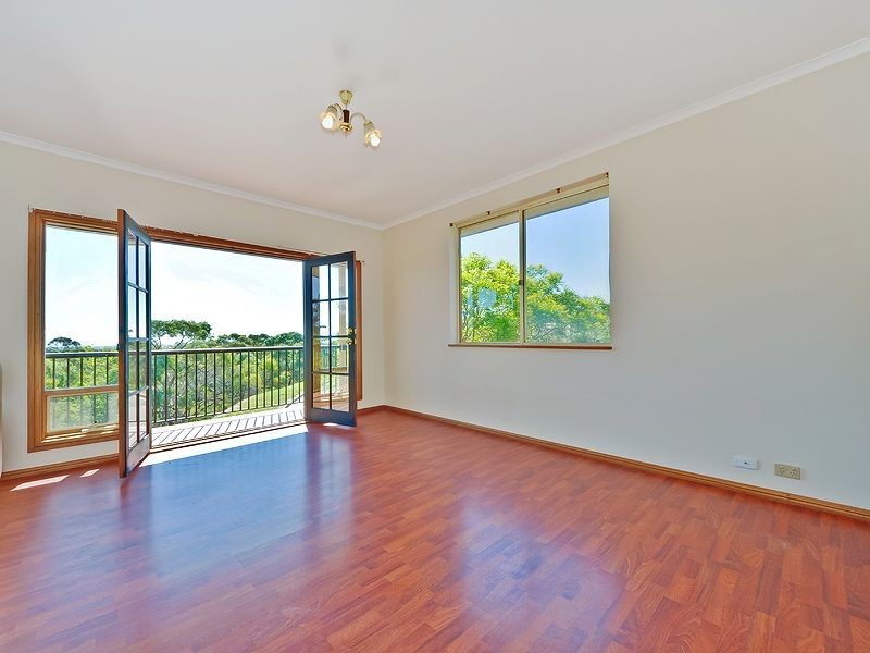 8 Greencrest Circuit, Golden Grove SA 5125