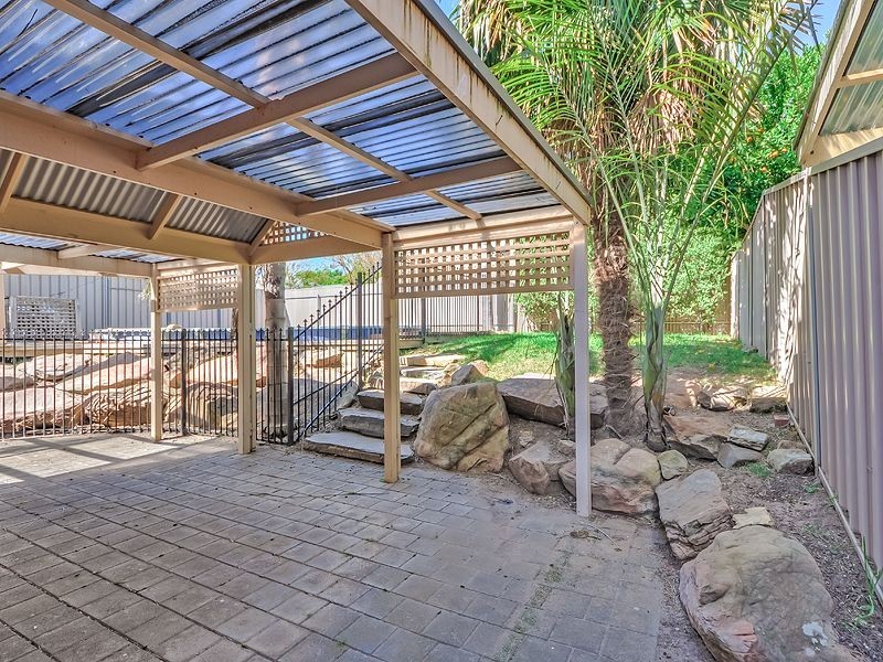 8 Greencrest Circuit, Golden Grove SA 5125