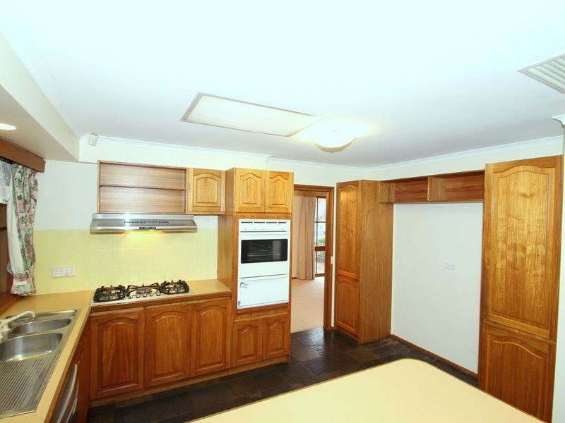 54 Sarnia Farm Road, St Agnes SA 5097