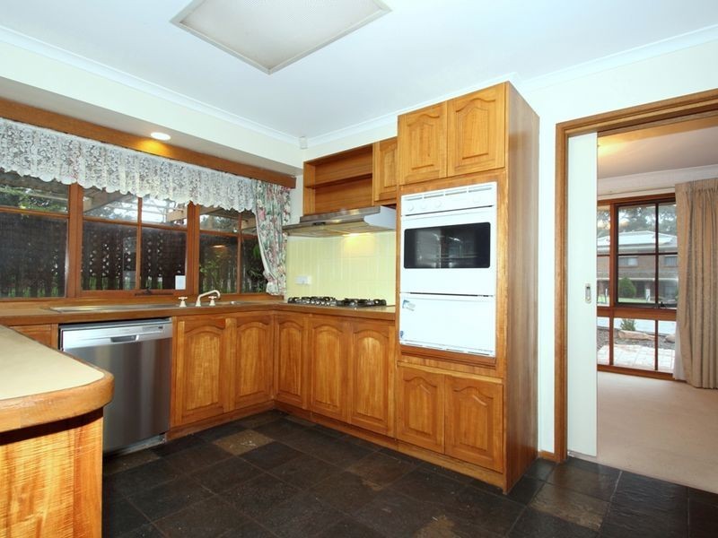 54 Sarnia Farm Road, St Agnes SA 5097