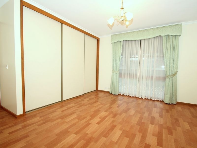 54 Sarnia Farm Road, St Agnes SA 5097