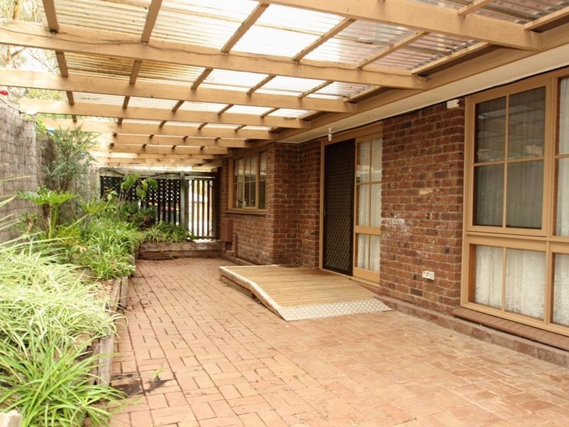 54 Sarnia Farm Road, St Agnes SA 5097