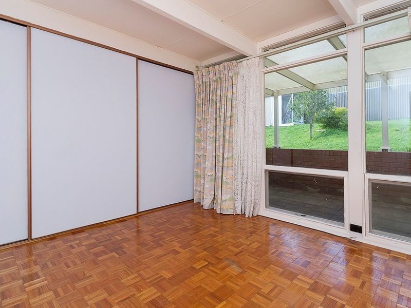 62 Down Drive, Valley View SA 5093