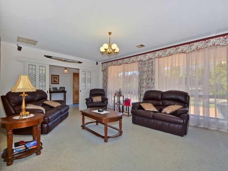 5 Hume Court, Golden Grove SA 5125