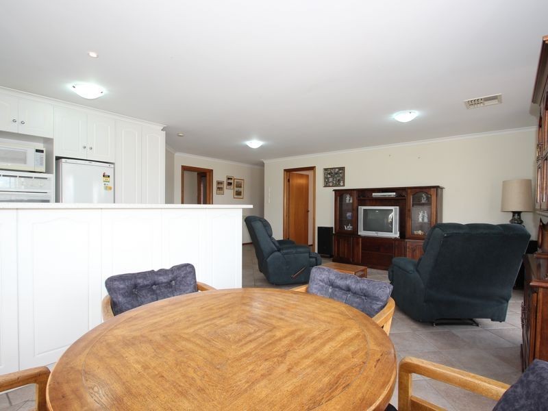 5 Sutherland Place, Golden Grove SA 5125