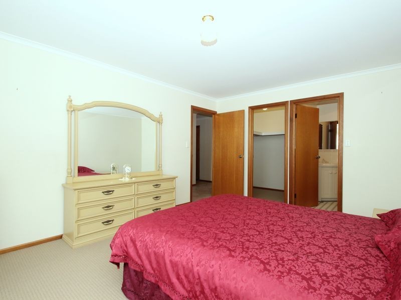 5 Sutherland Place, Golden Grove SA 5125