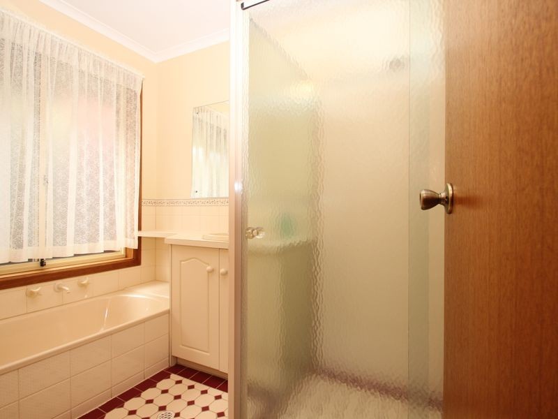 5 Sutherland Place, Golden Grove SA 5125