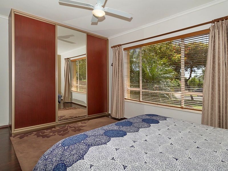 29 Filmer Ave, Para Hills SA 5096