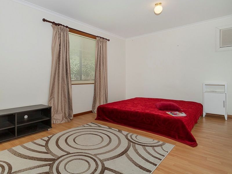 29 Filmer Ave, Para Hills SA 5096