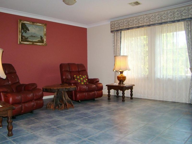 11 Highgate Place, Golden Grove SA 5125