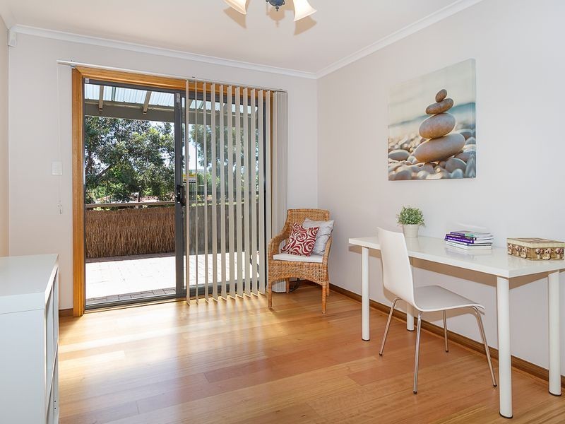 1 Neuville Court, Wynn Vale SA 5127