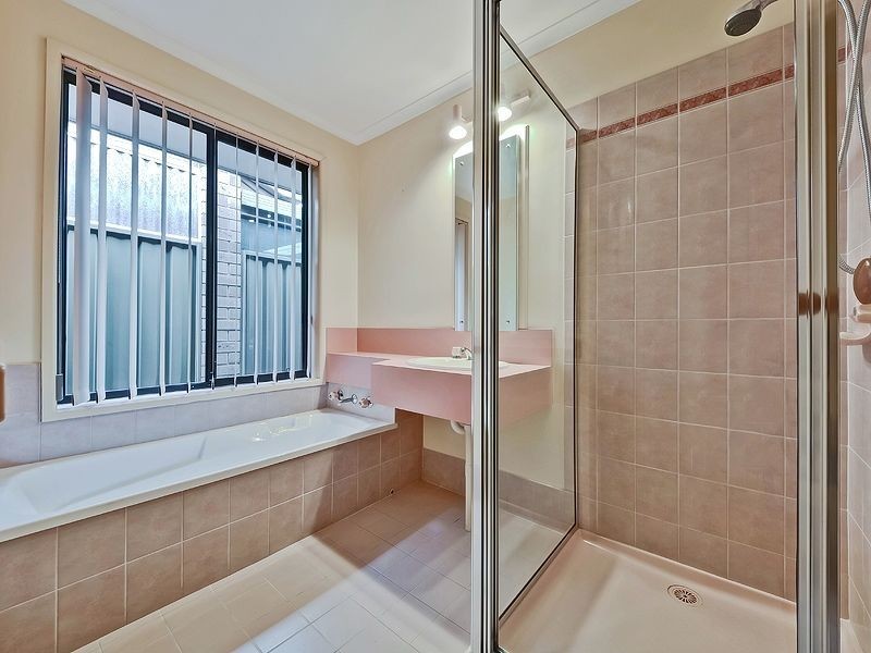 7 Arlington Close, Salisbury Heights SA 5109