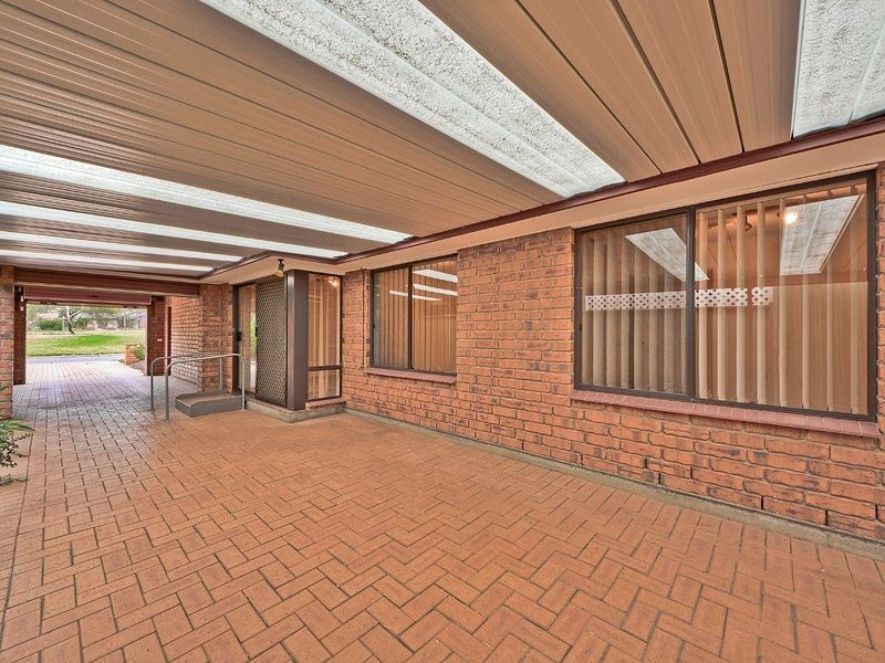 7 Arlington Close, Salisbury Heights SA 5109