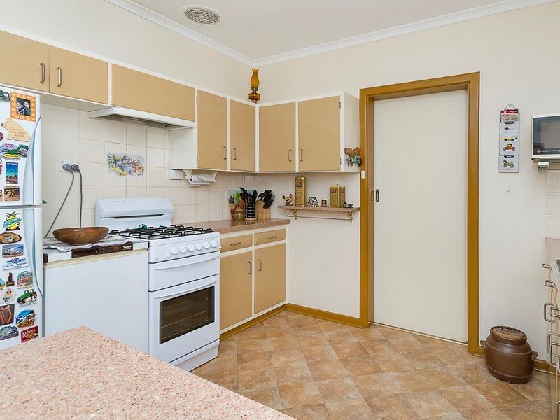 13 Cremin Street, Fairview Park SA 5126