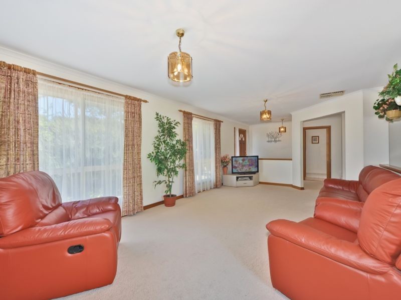 21 De Pledge Court, Wynn Vale SA 5127