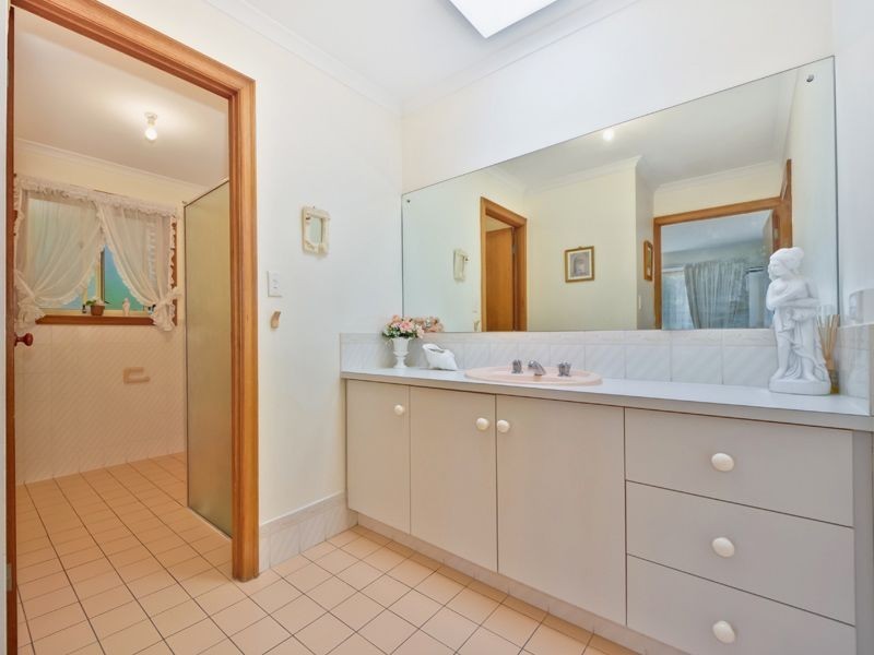 21 De Pledge Court, Wynn Vale SA 5127