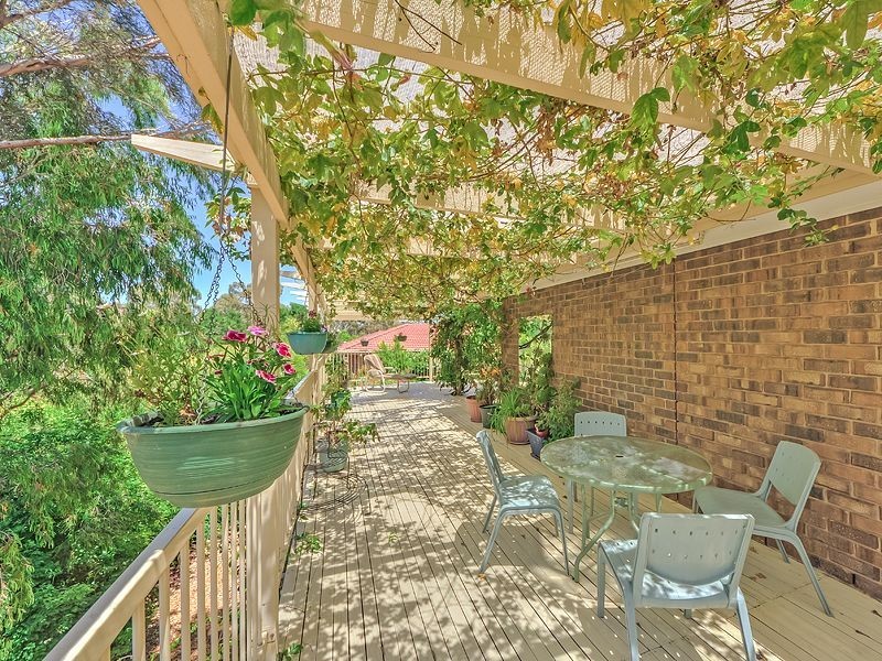 21 De Pledge Court, Wynn Vale SA 5127