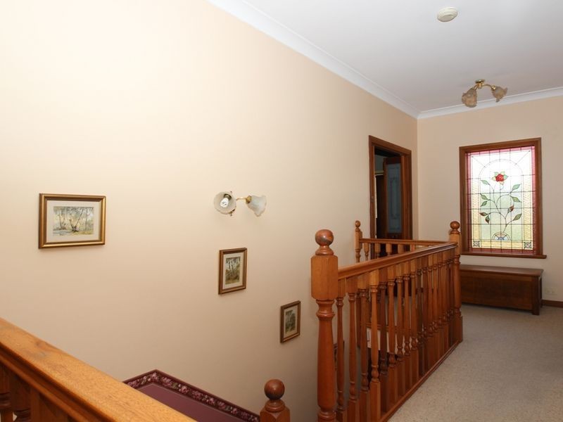 16 Kinnaird Cres, Highbury SA 5089