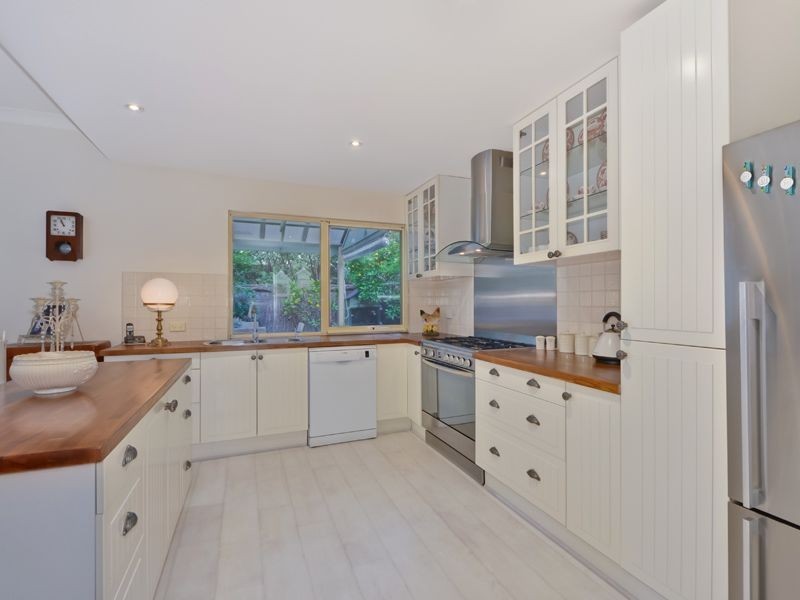 38 Reuben Richardson Rd, Greenwith SA 5125