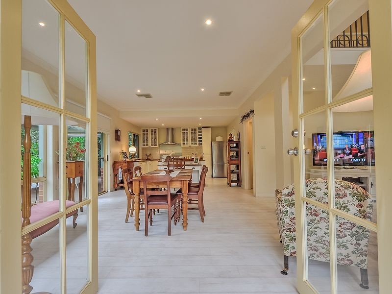 38 Reuben Richardson Rd, Greenwith SA 5125