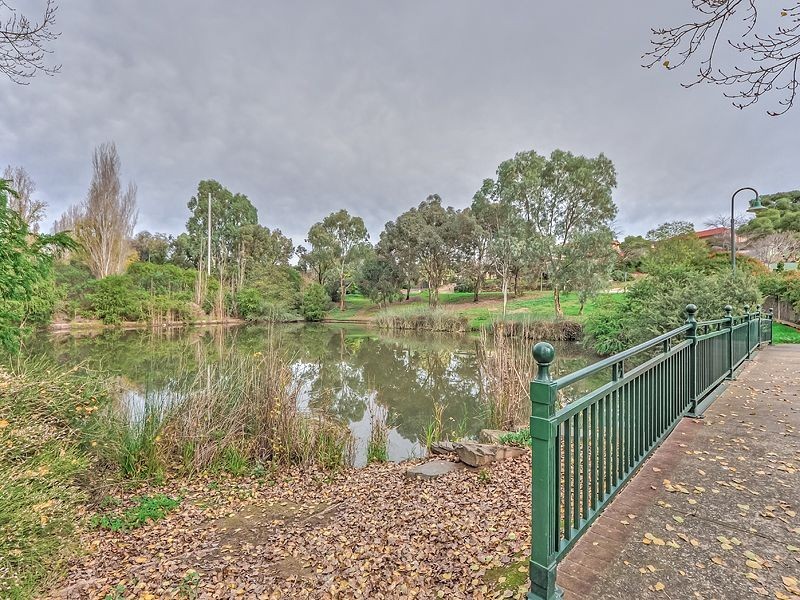 38 Reuben Richardson Rd, Greenwith SA 5125