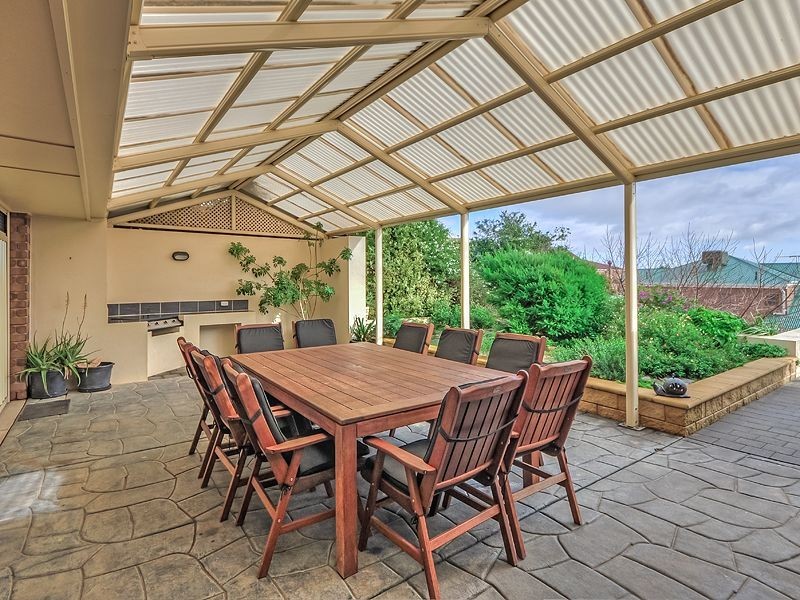 11 Lochhead Court, Wynn Vale SA 5127