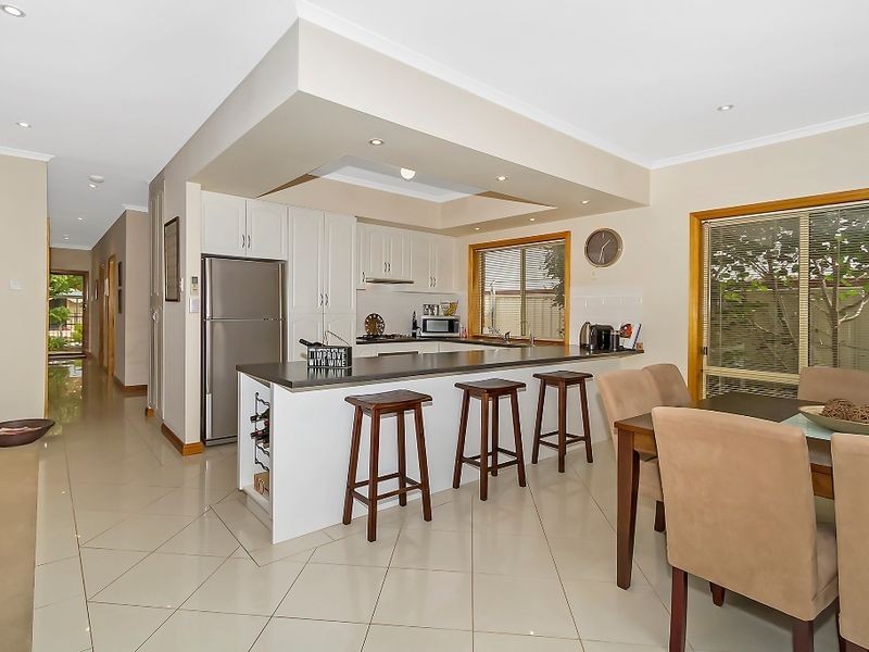 8 Dublin Place, Golden Grove SA 5125