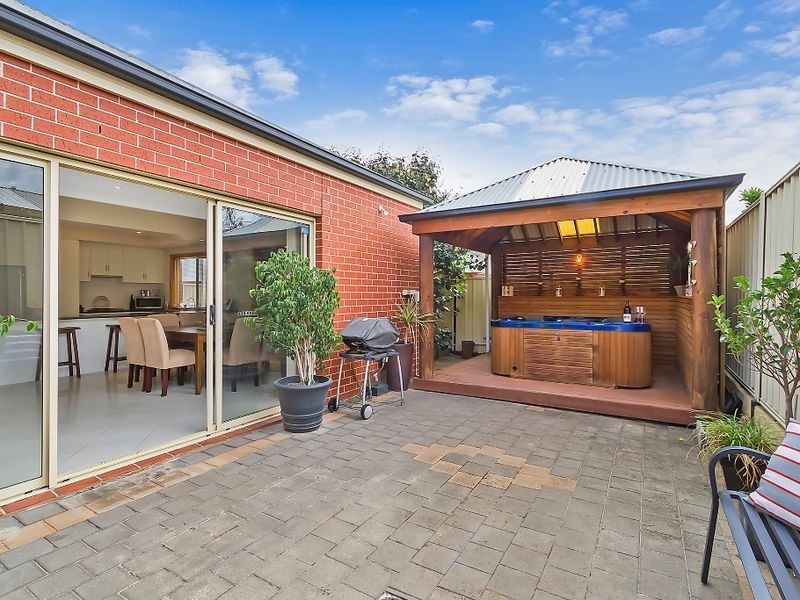 8 Dublin Place, Golden Grove SA 5125