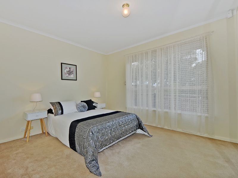 10 Roycroft Place, Golden Grove SA 5125