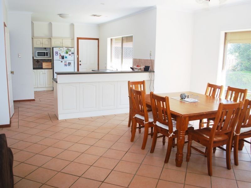 9 Chamberlain Court, Greenwith SA 5125