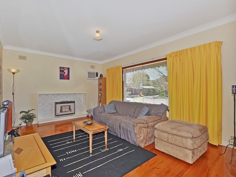 16 Alcheringa Drive, Rostrevor SA 5073