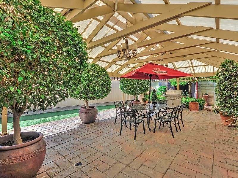 1 Settlers Court, Paralowie SA 5108