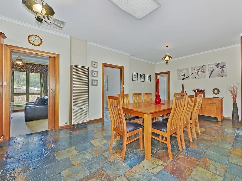 2 Grevillea Drive, Banksia Park SA 5091