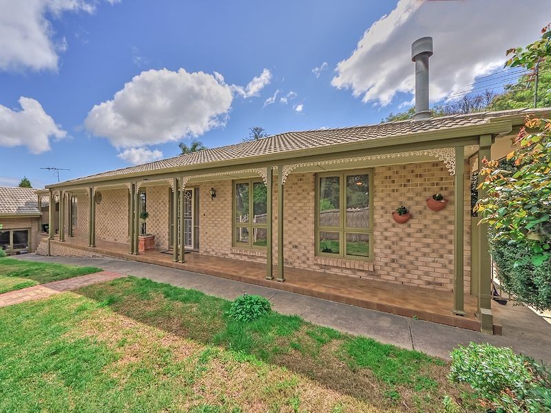 2 Grevillea Drive, Banksia Park SA 5091