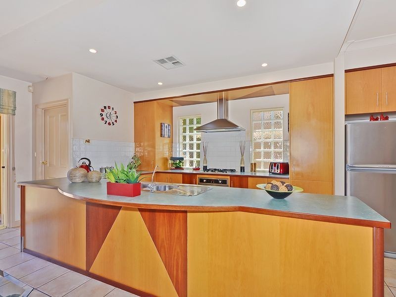 18 Highgate Place, Golden Grove SA 5125