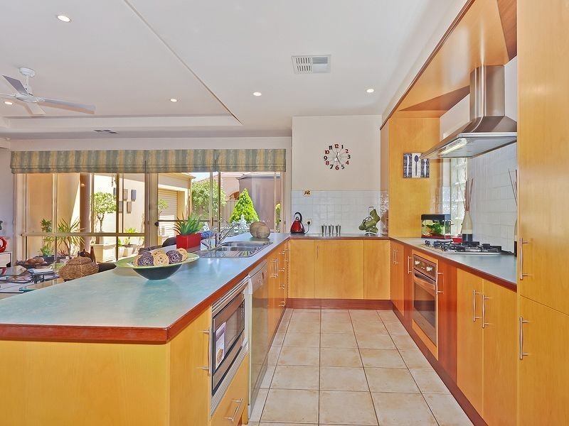 18 Highgate Place, Golden Grove SA 5125