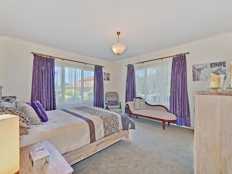 18 Highgate Place, Golden Grove SA 5125