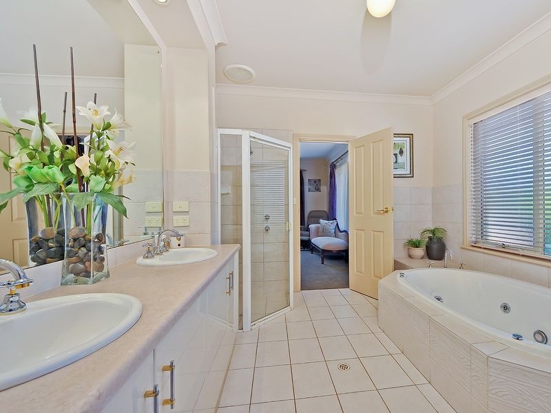 18 Highgate Place, Golden Grove SA 5125