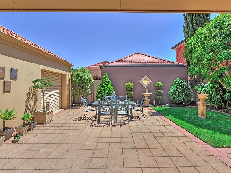 18 Highgate Place, Golden Grove SA 5125