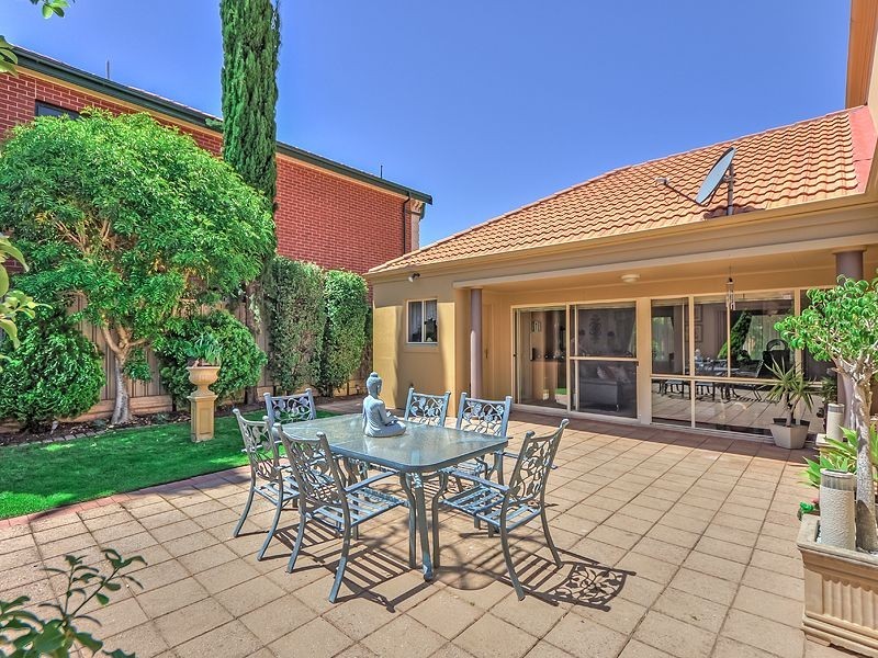 18 Highgate Place, Golden Grove SA 5125
