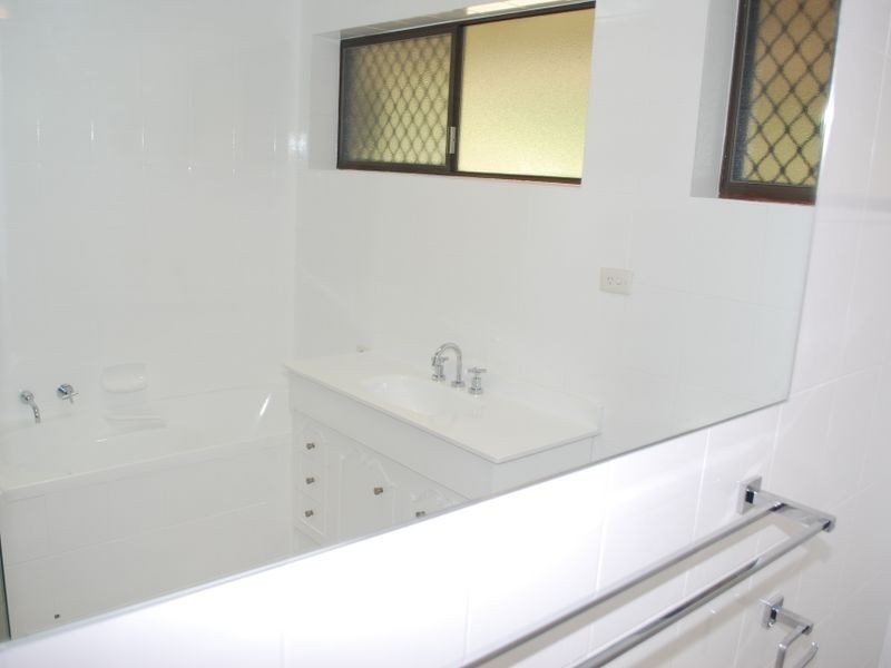 11 Greenwood Drive, St Agnes SA 5097