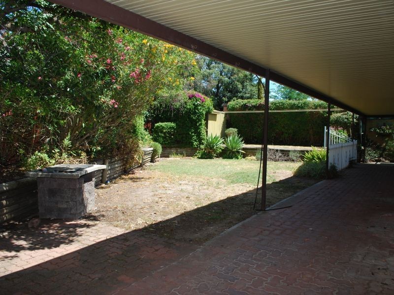 11 Greenwood Drive, St Agnes SA 5097