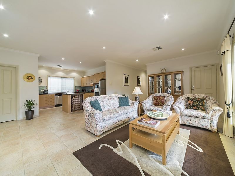 38 Beaufort Ave, Golden Grove SA 5125