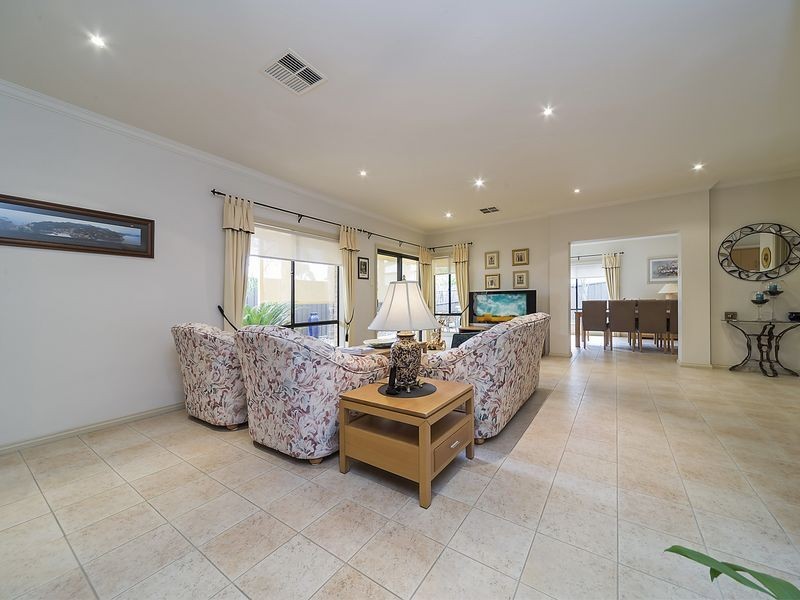 38 Beaufort Ave, Golden Grove SA 5125