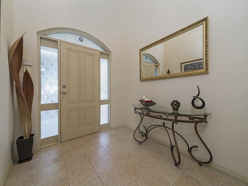 38 Beaufort Ave, Golden Grove SA 5125